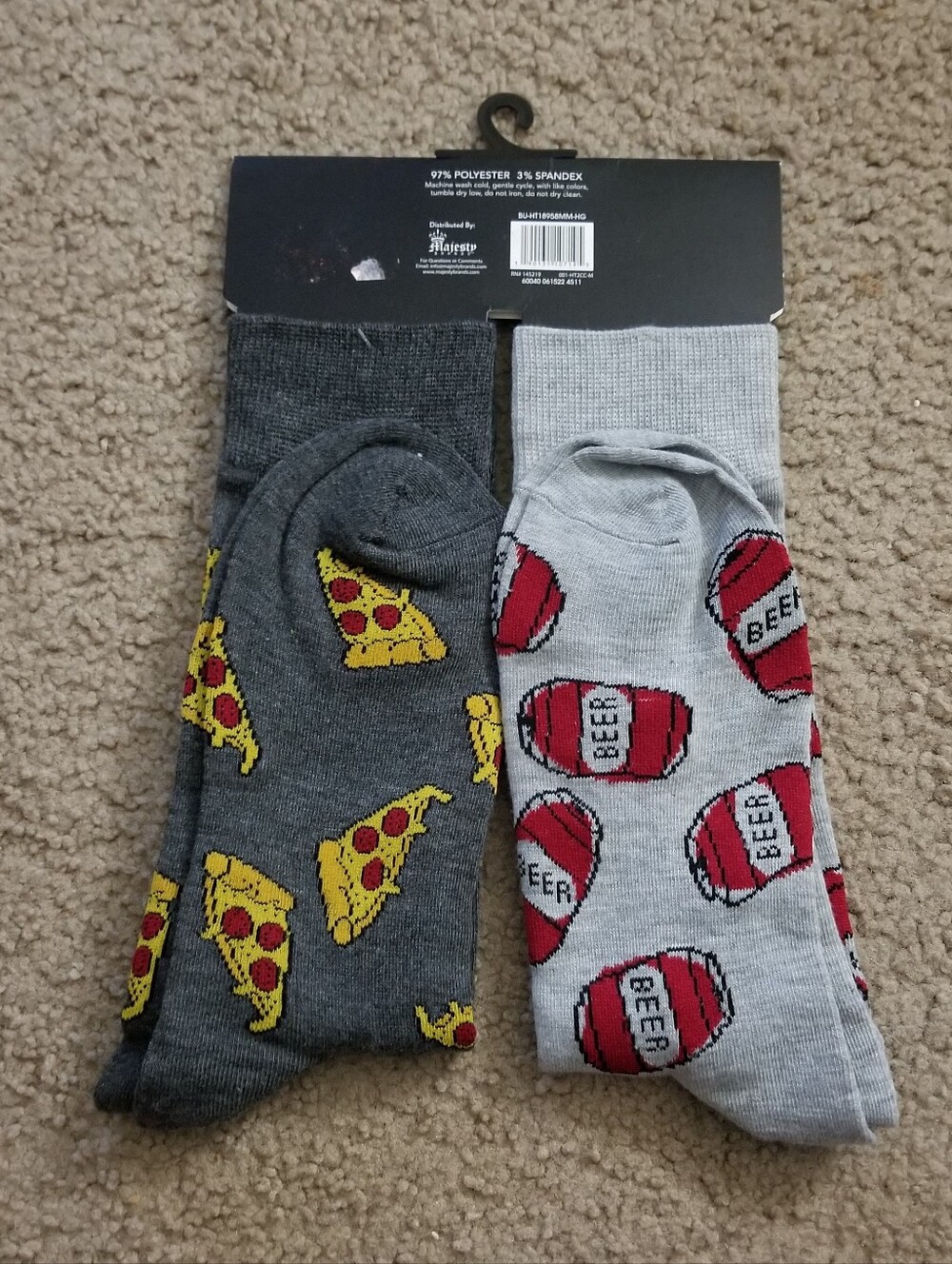 Happy Threads Men’s Crew Socks (2-Pack) – Pizza & Beer Theme - Picture 2 of 2